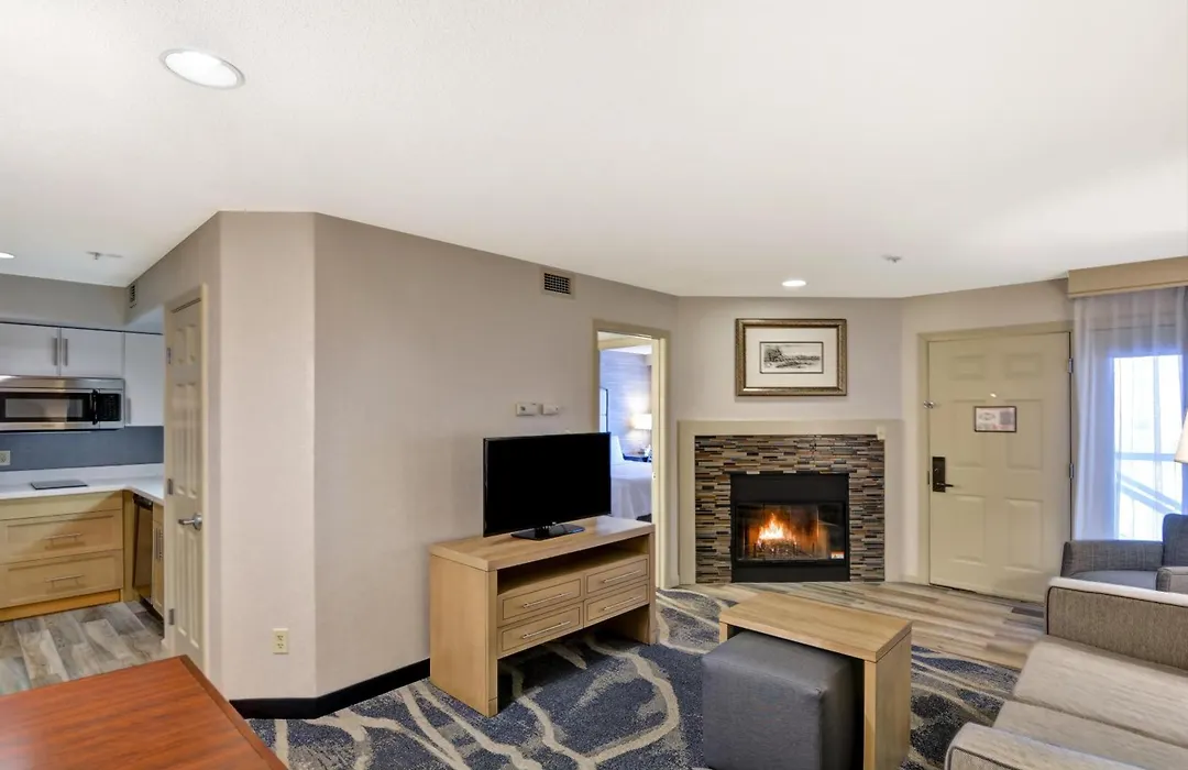 Homewood Suites By Hilton Windsor Locks Hartford-1